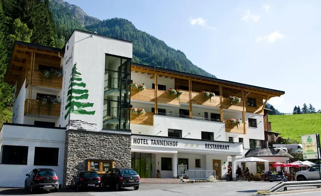 Hotel Tannenhof contacts